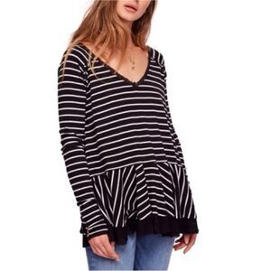 Free people We The Free Women’s striped Peplum Long sleeve top XS EUC